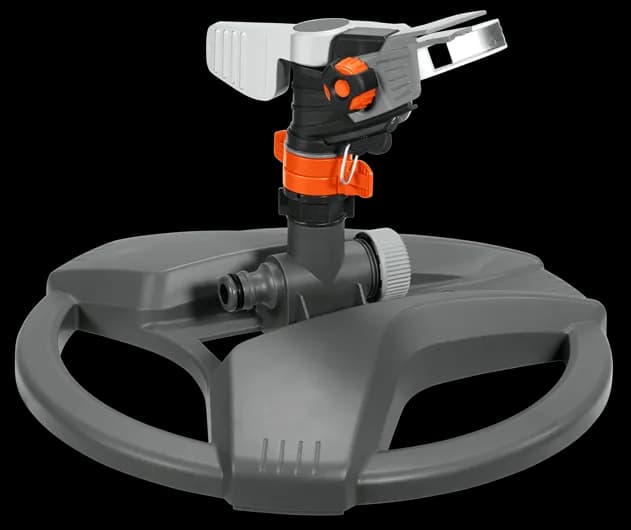 Jaki zraszacz bijakowy wybrać, aby skutecznie nawadniać ogród?