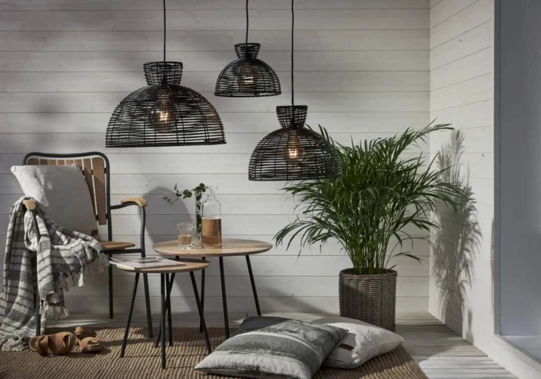 Jaką moc żarówek do lamp ogrodowych wybrać, by uniknąć błędów?