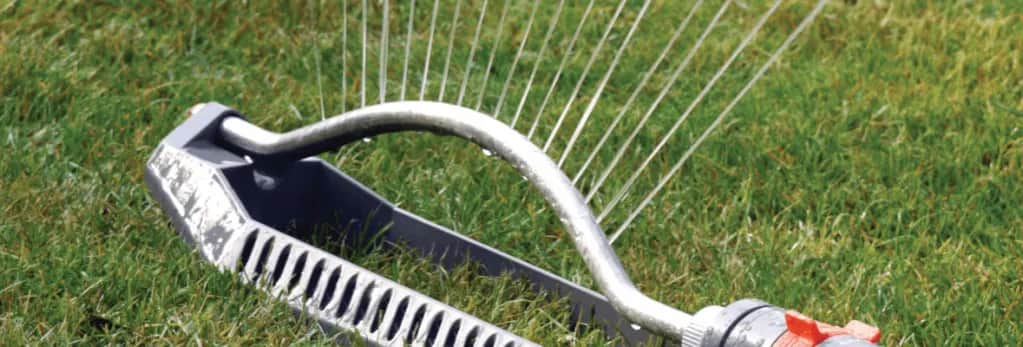 Jak naprawić zraszacz ogrodowy i uniknąć kosztownych napraw